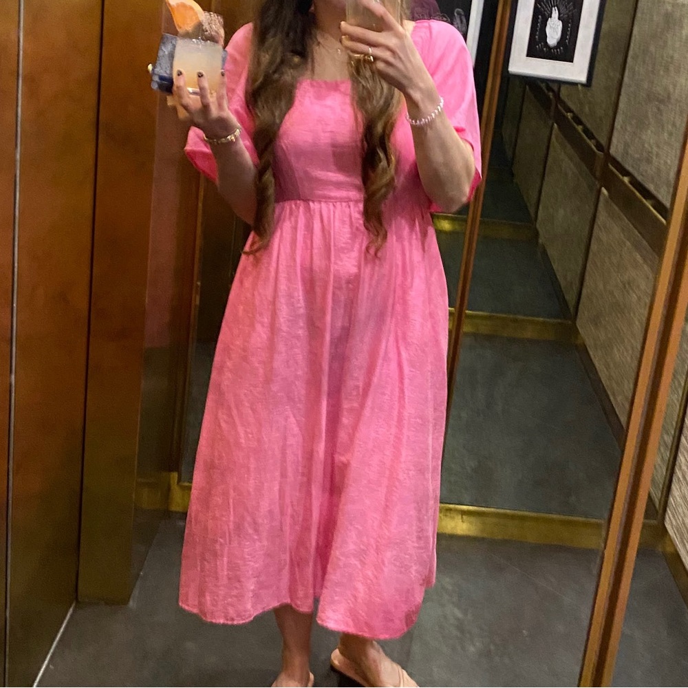 Pink dress with open back